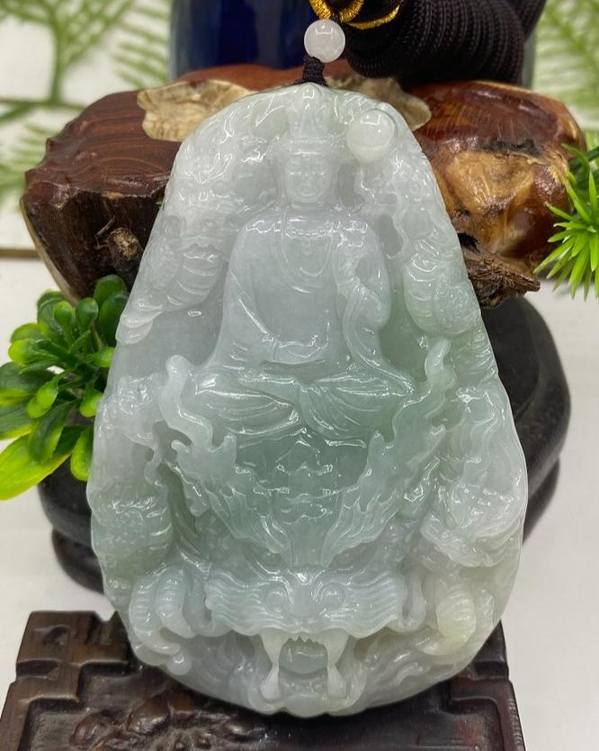 神龙护主