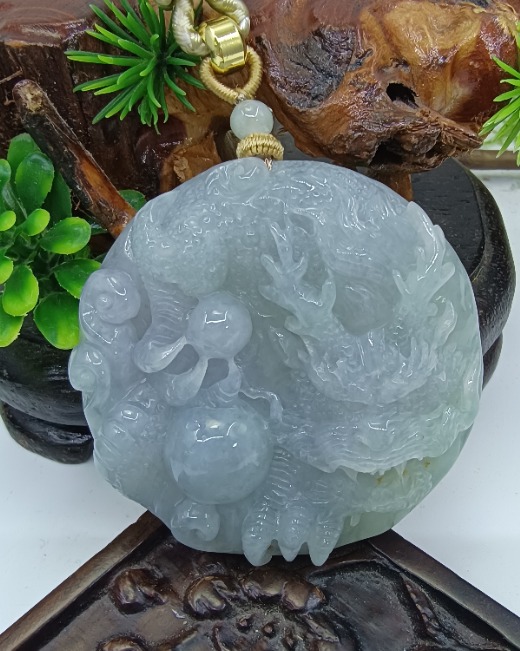 龙行天下