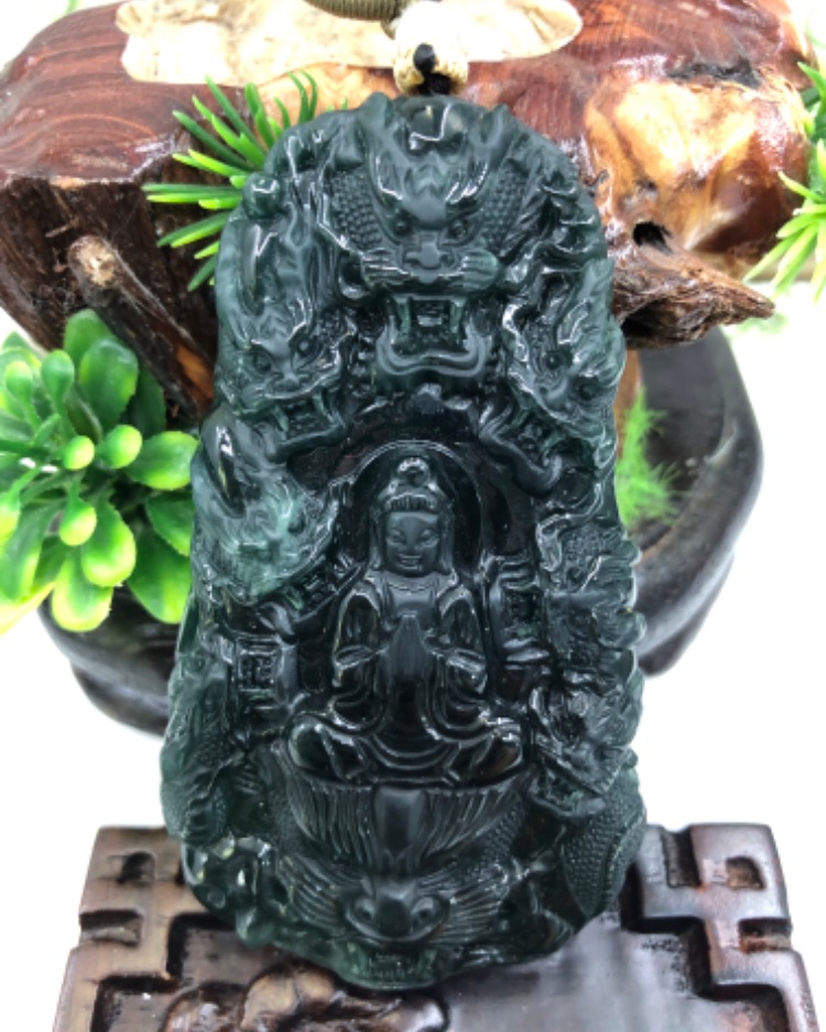 九龙护主
