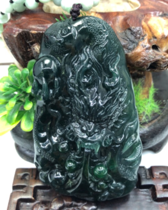 龙行天下