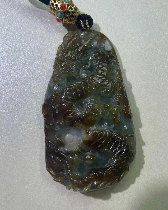 龙行天下