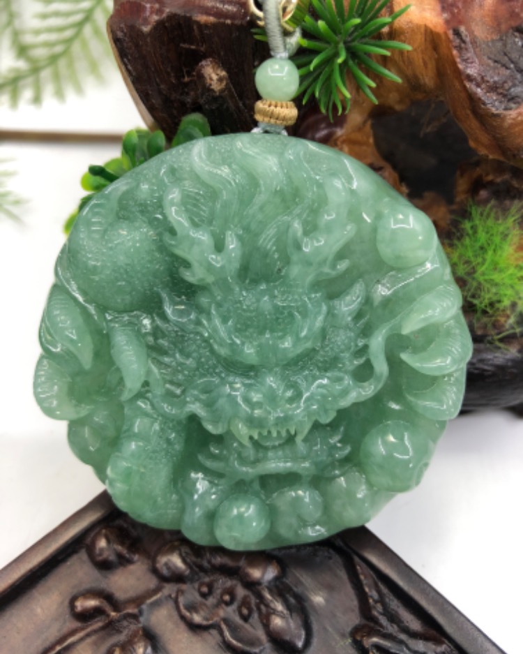龙行天下