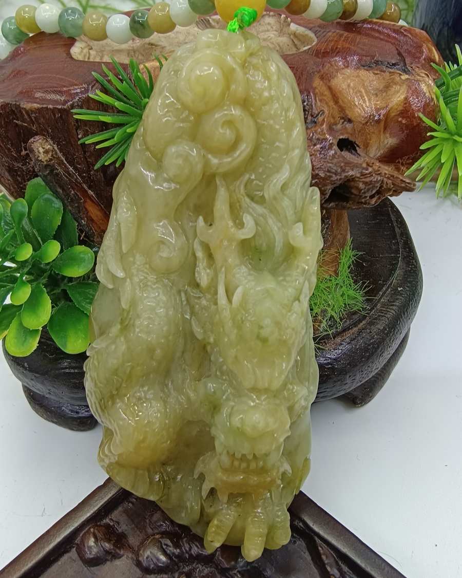 龙行天下