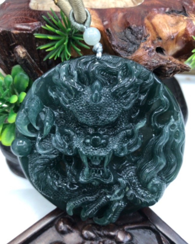 龙行天下