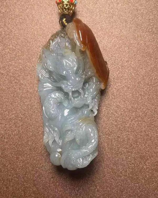 龙行天下 