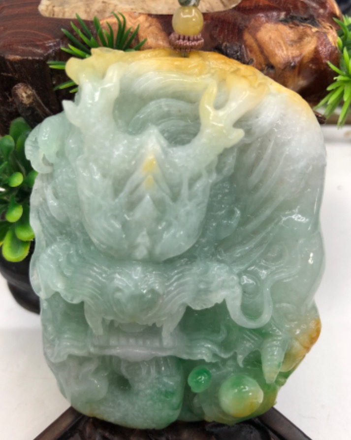 龙行天下