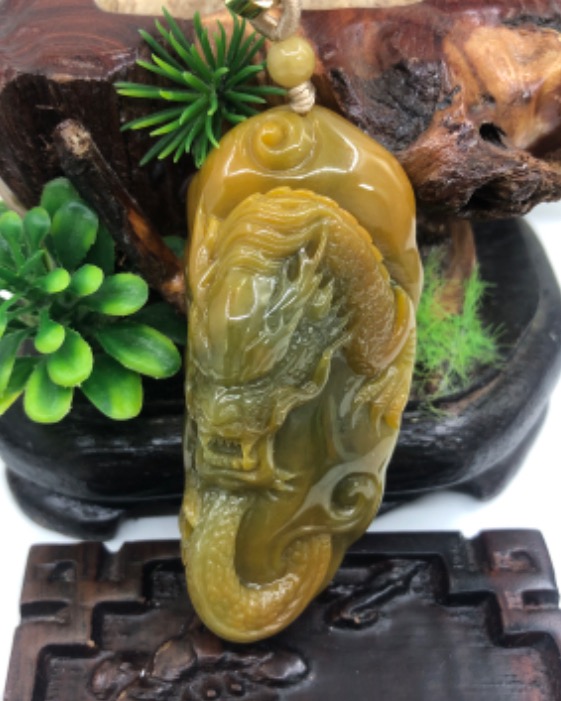 龙行天下