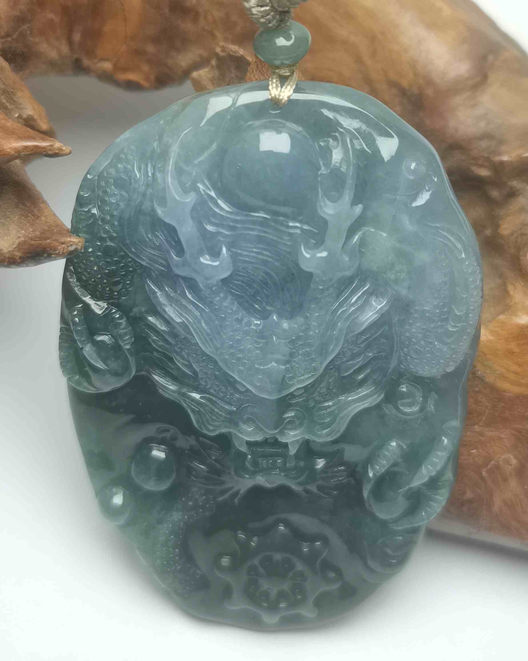 龙行天下