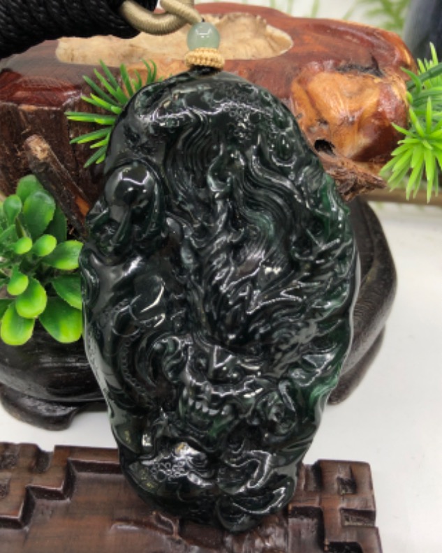龙行天下