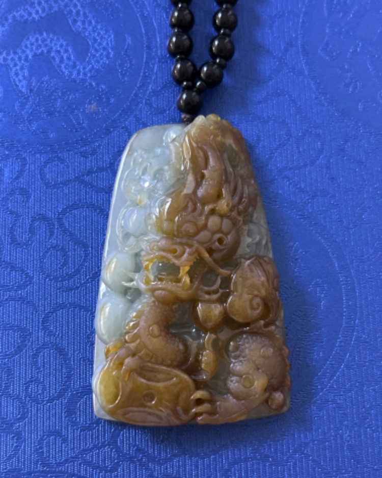 龙行天下