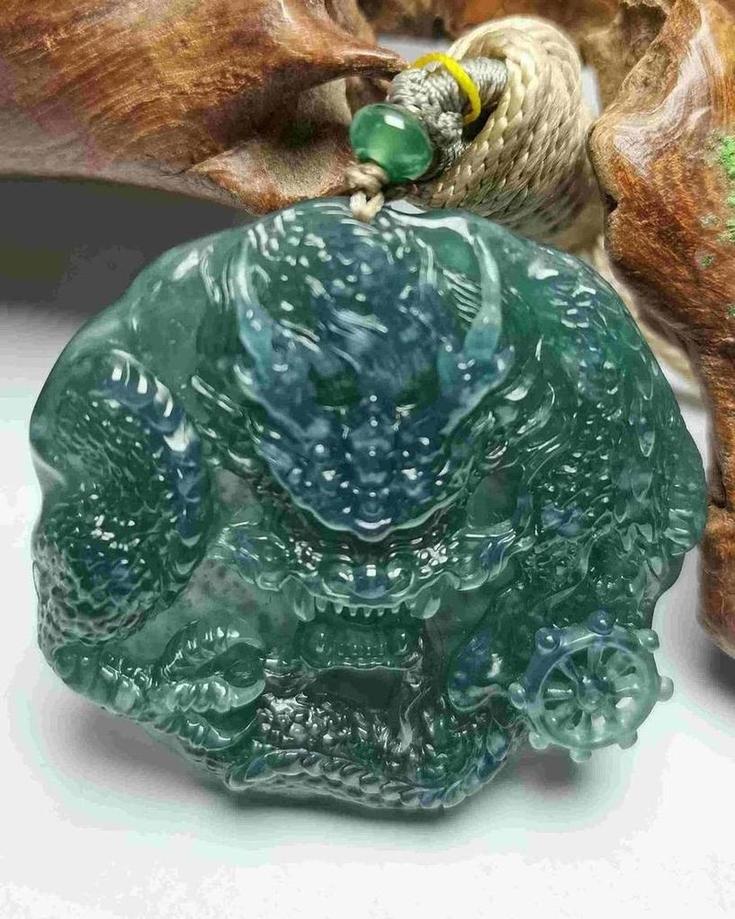 龙行天下