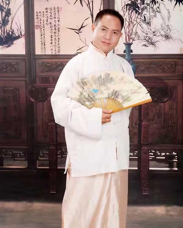 李东生