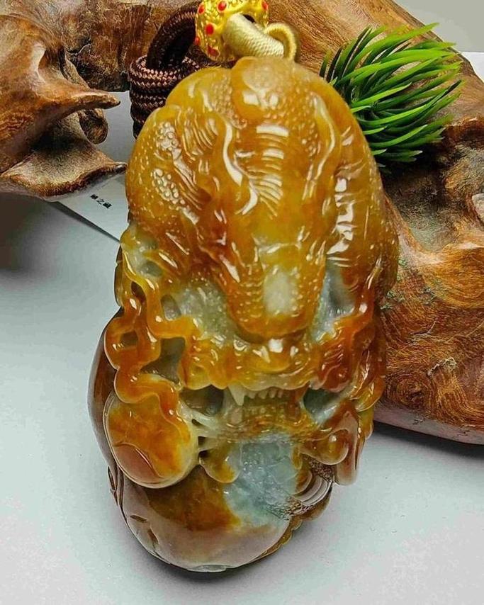 龙行天下
