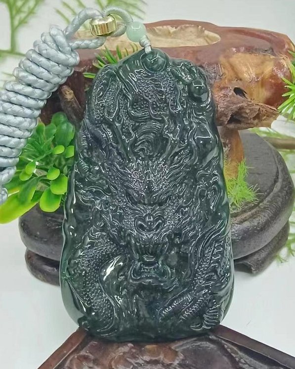 龙行天下