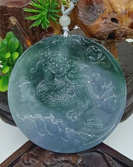 龙行天下