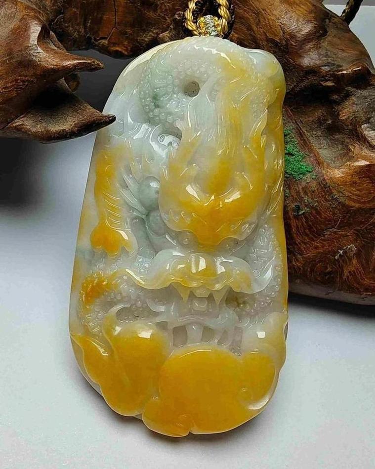 龙行天下