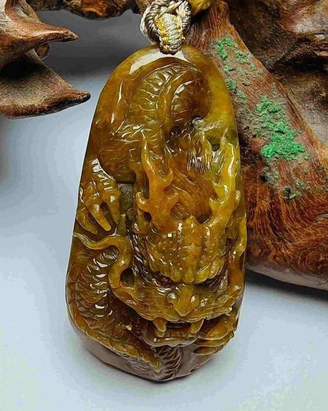 龙行天下