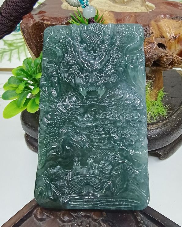 龙行天下