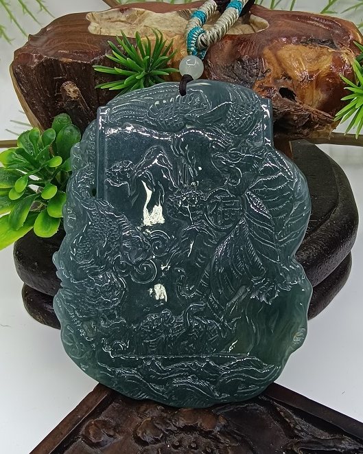 威震四方