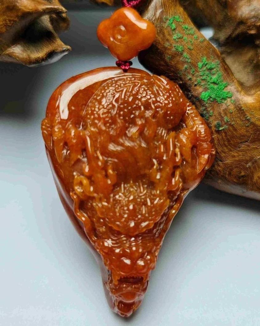 龙行天下