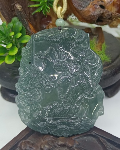 威震四方