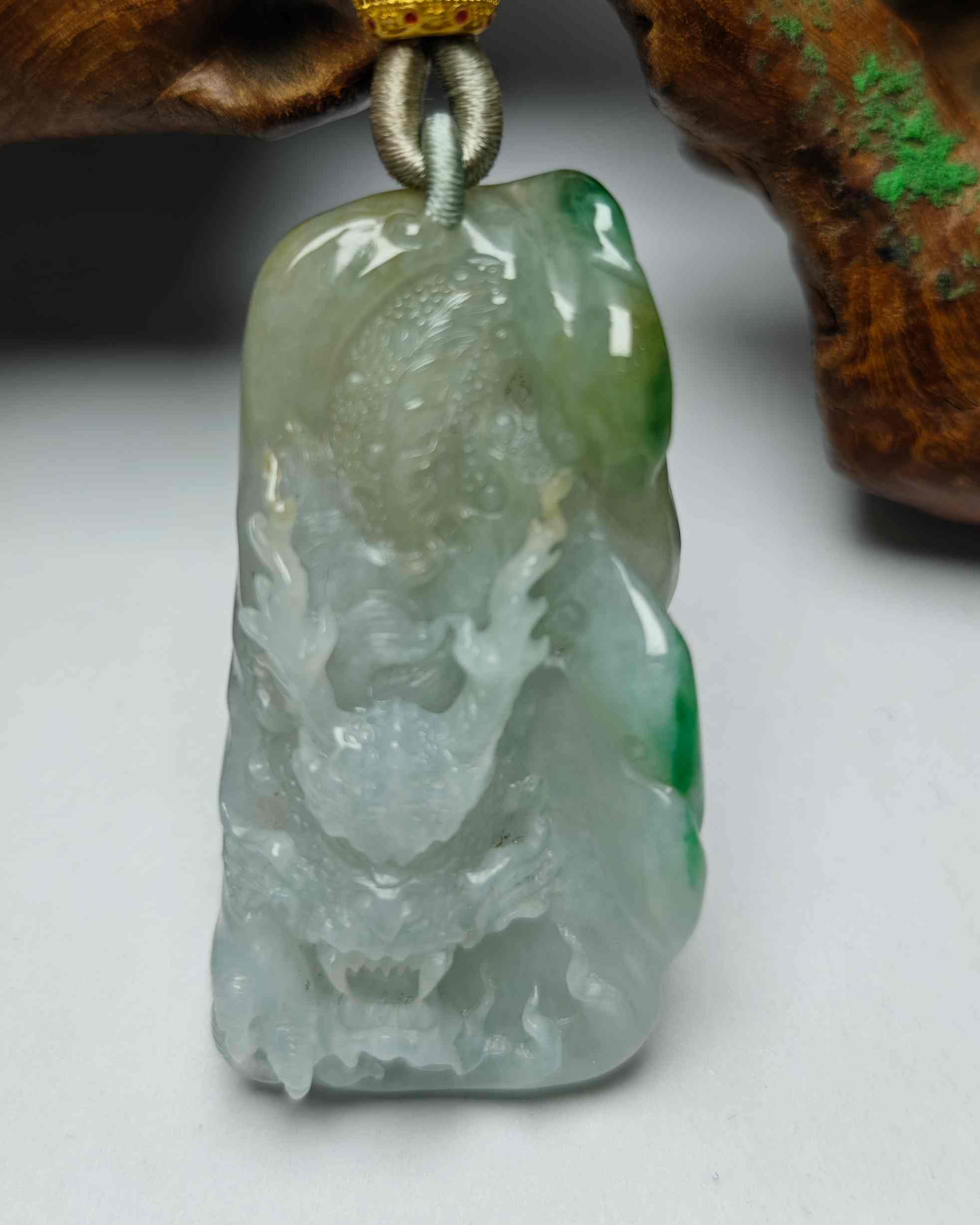 龙行天下