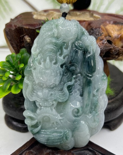 龙行天下