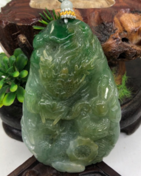 龙行天下