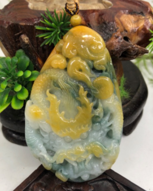 龙行天下