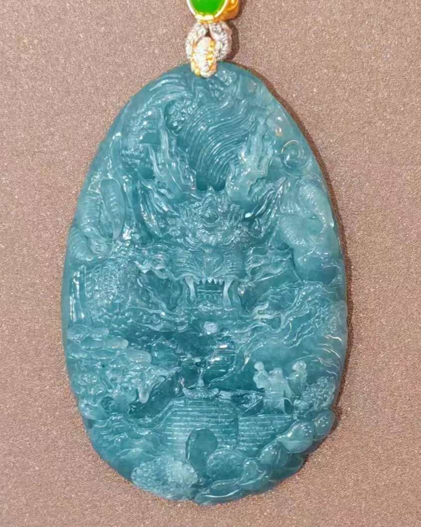 龙行天下