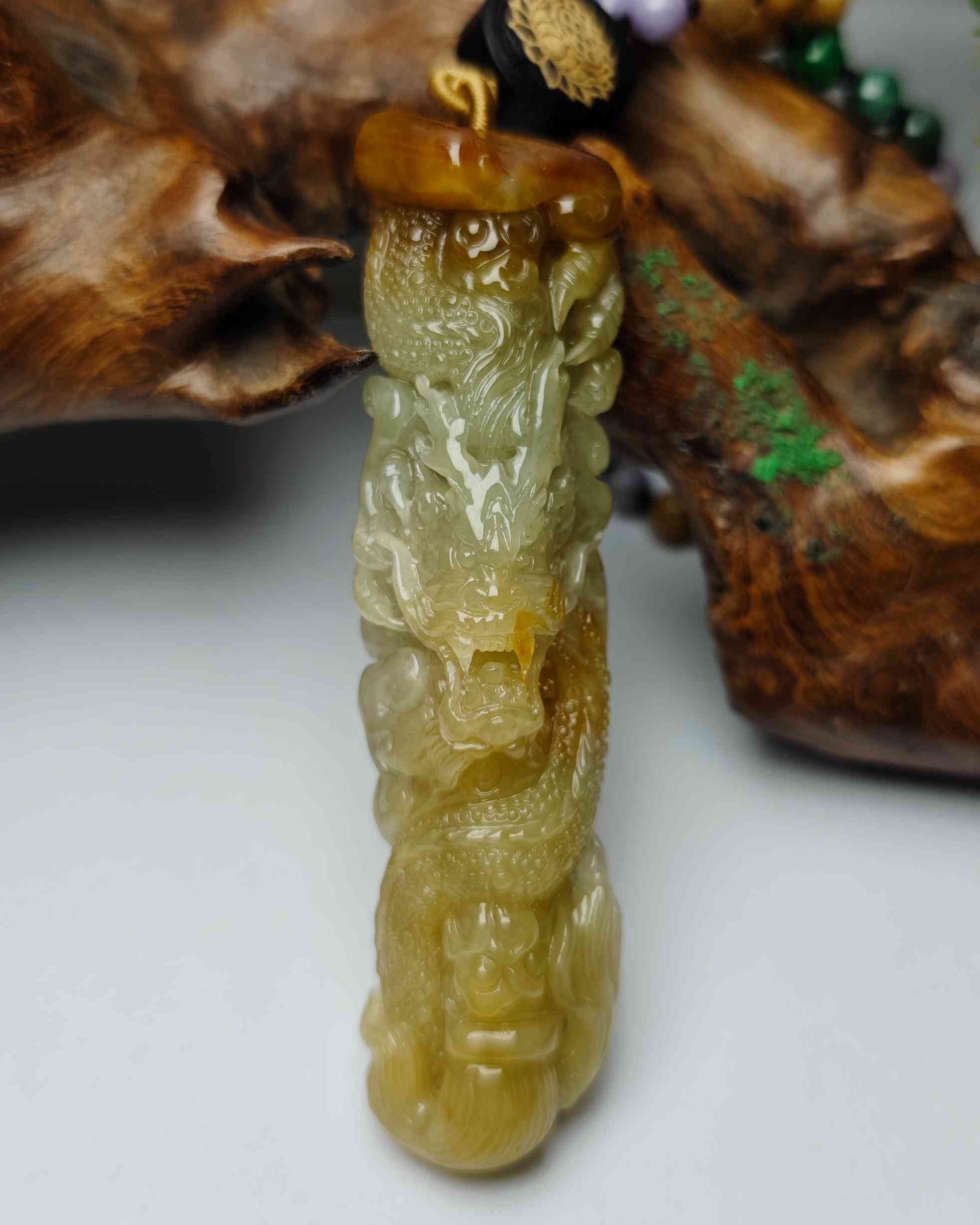 龙行天下