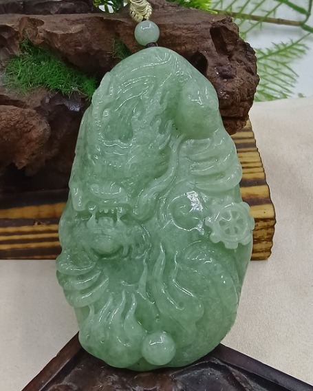 龙行天下