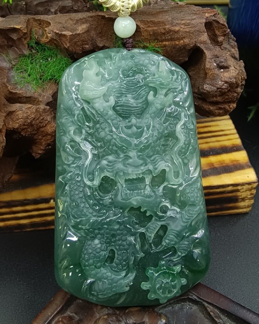 龙行天下