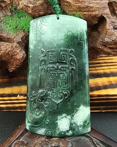 厚德载物