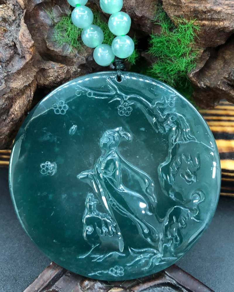 踏雪寻梅