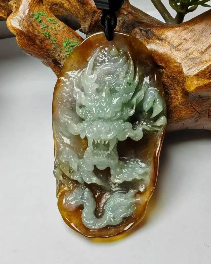 龙行天下