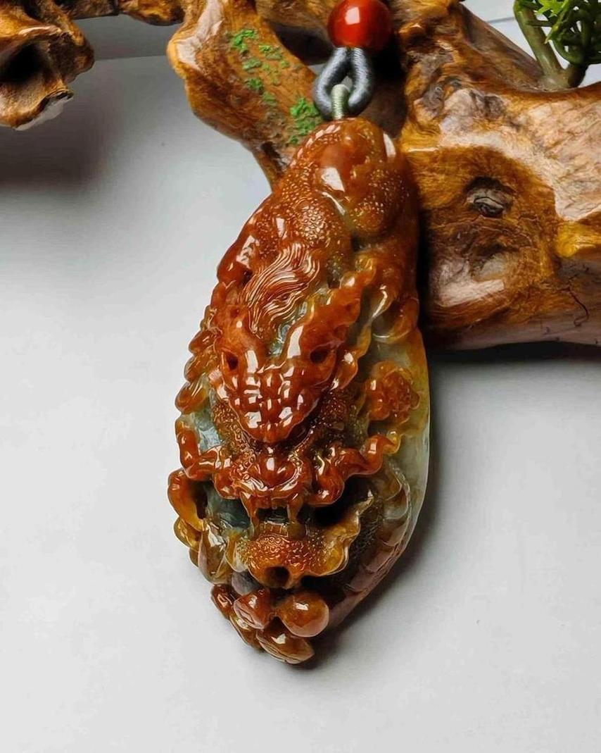 龙行天下