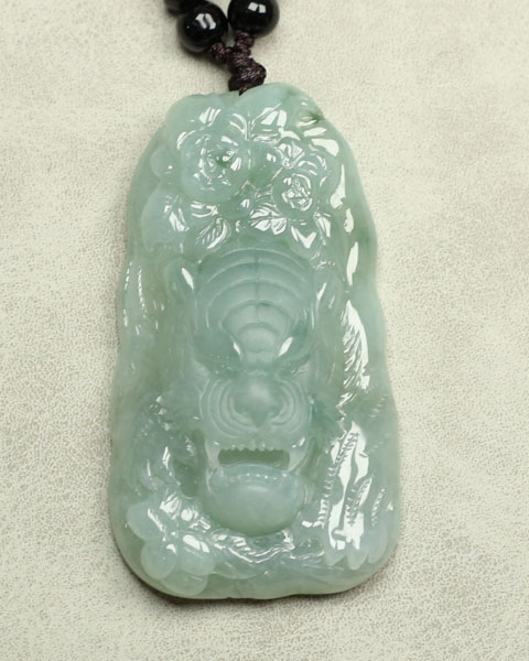 虎虎生威