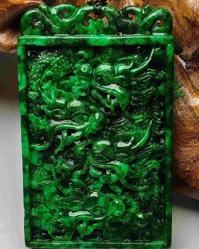 龙行天下