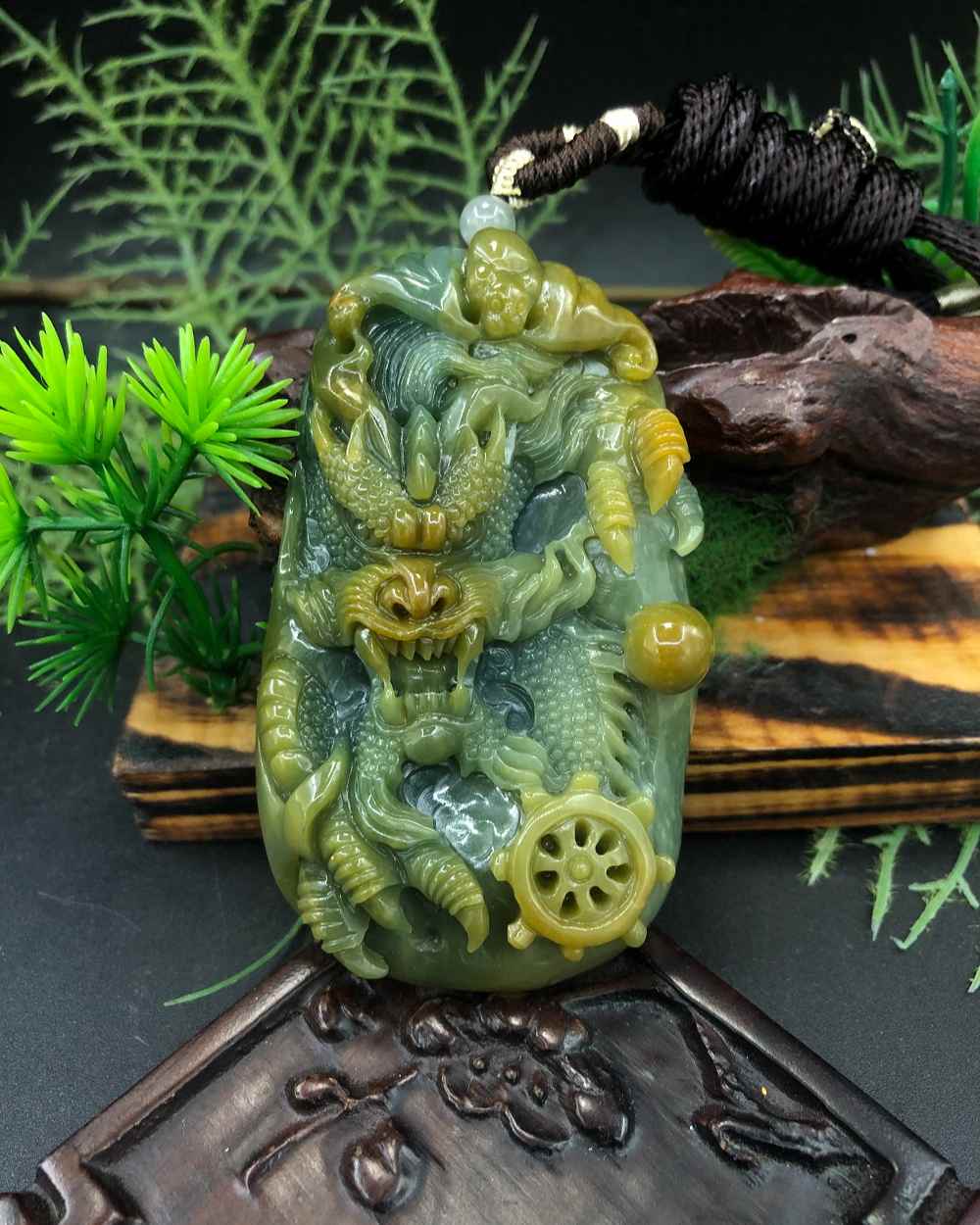 龙行天下