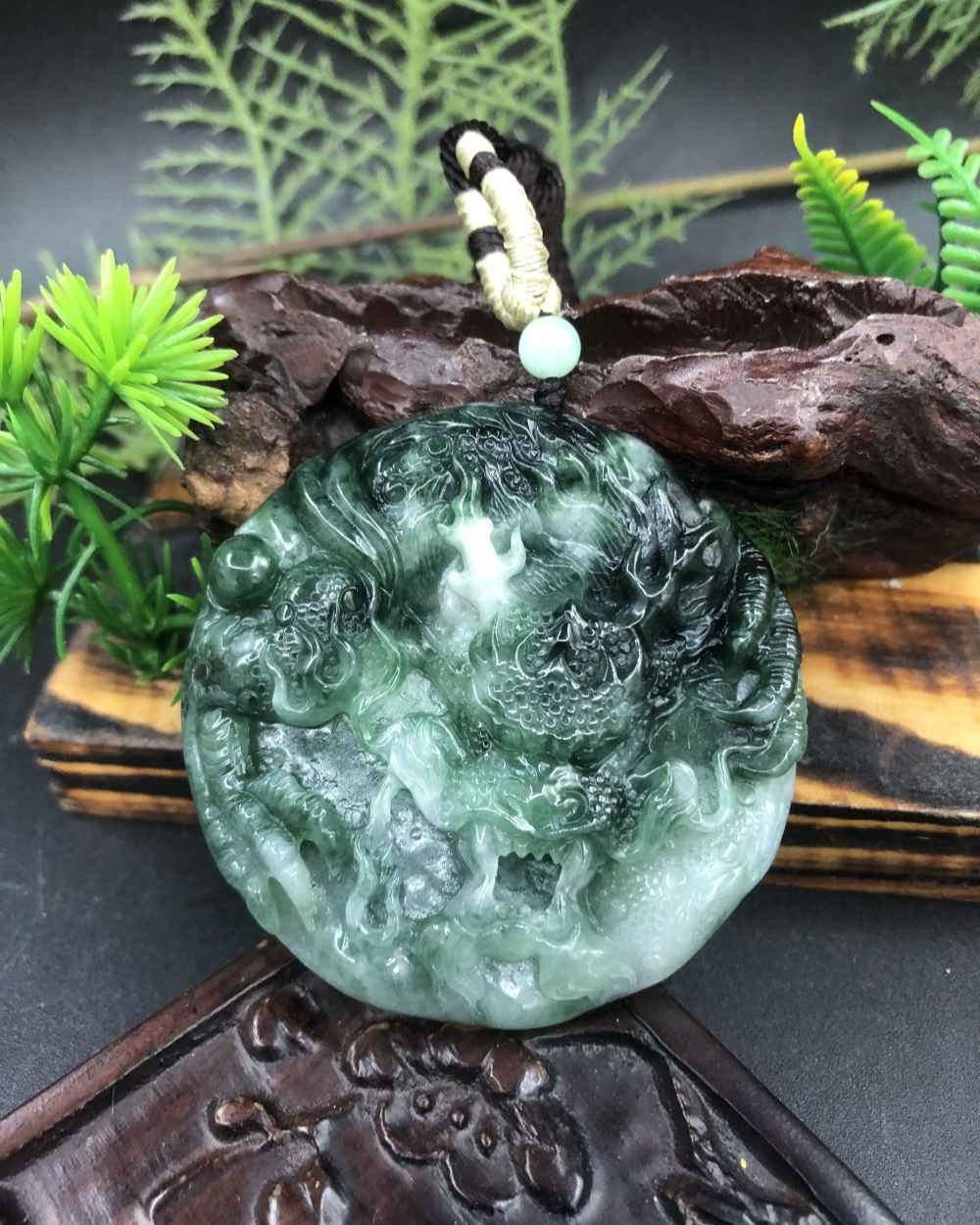 龙行天下