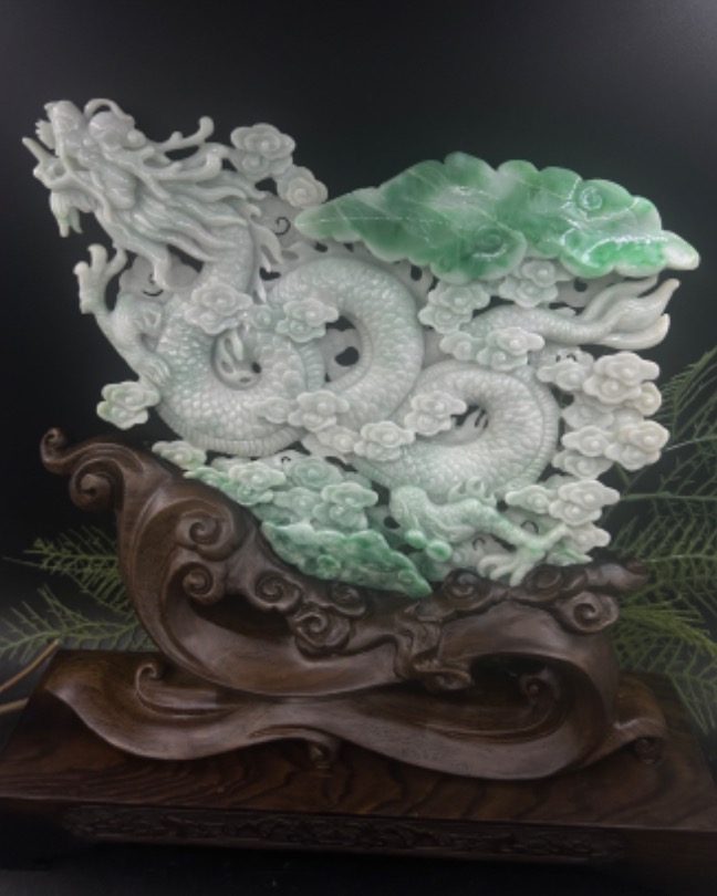 龙行天下