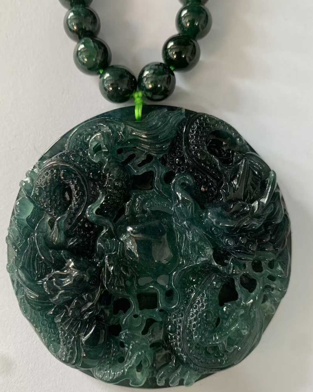 双龙戏珠