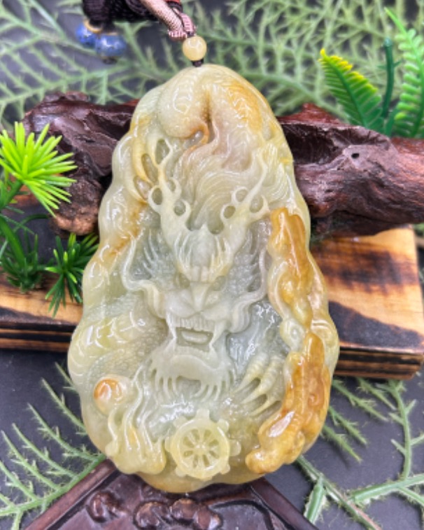 龙行天下