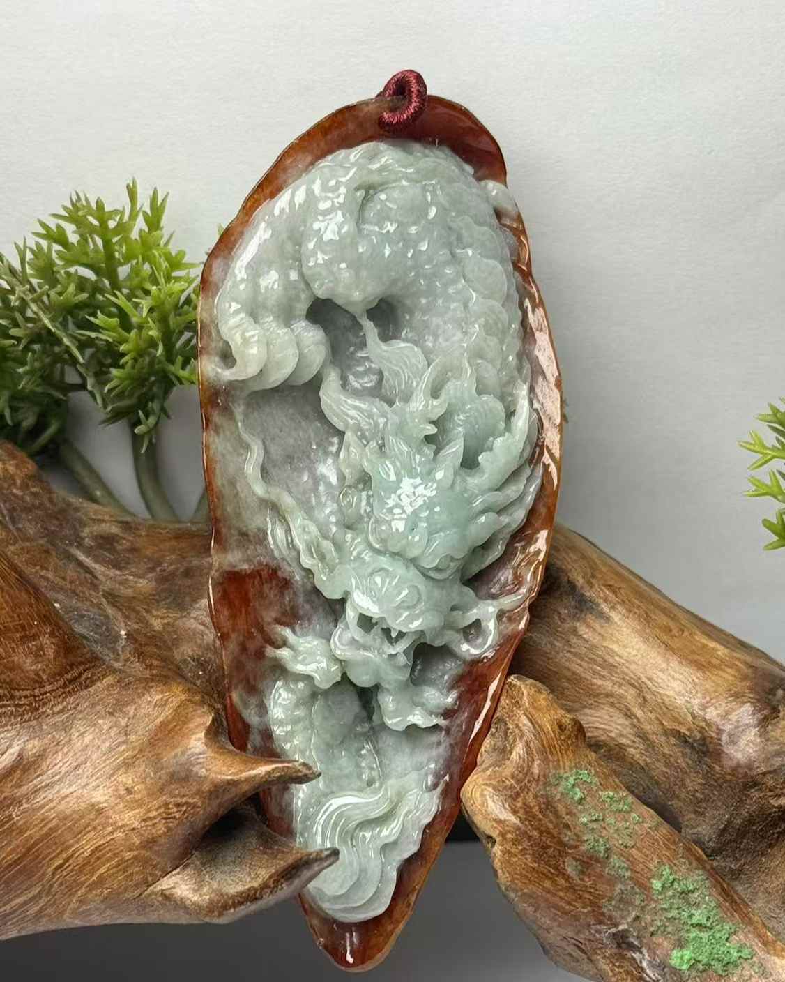 龙行天下