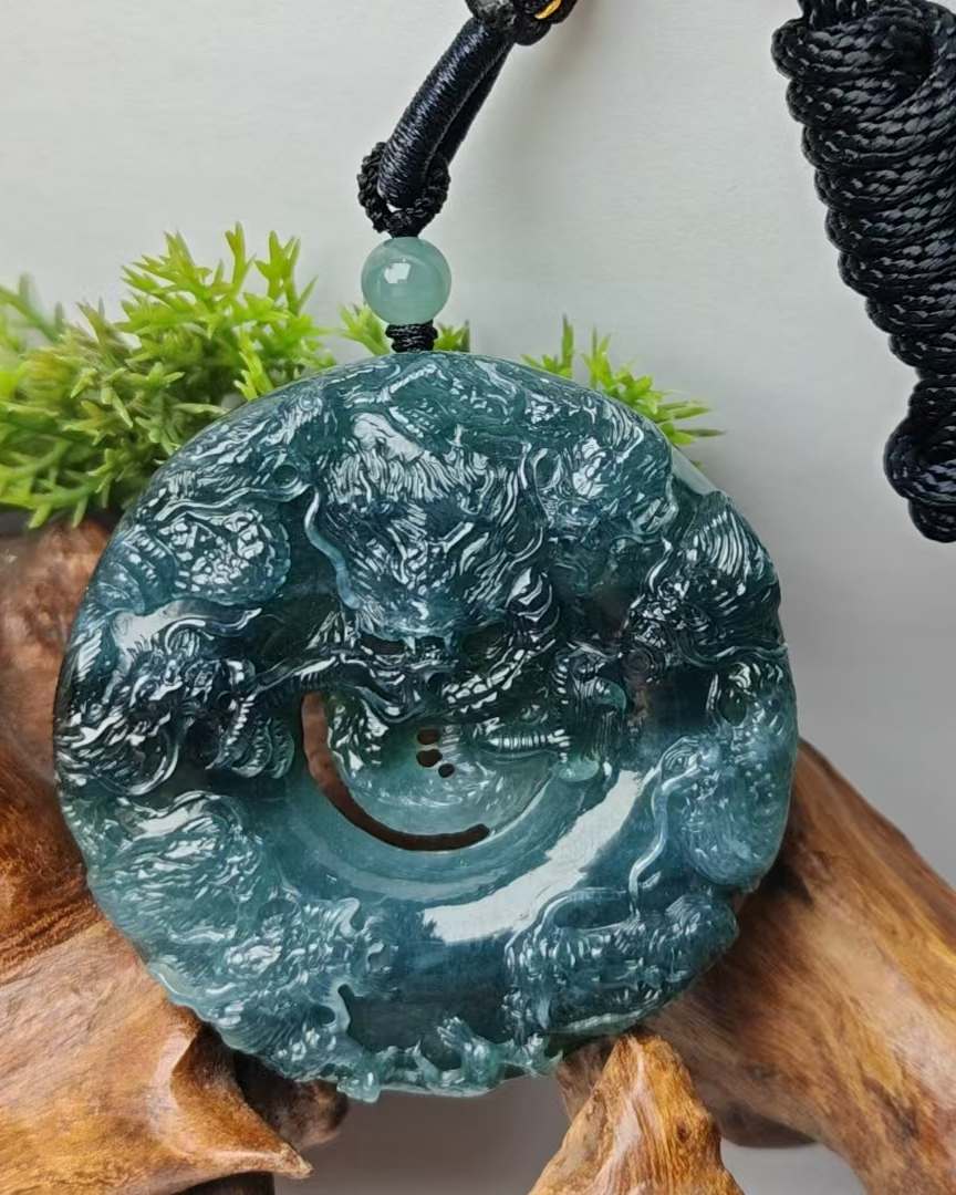 龙行天下