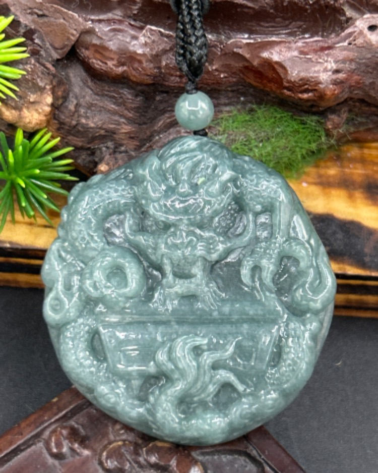 龙行天下