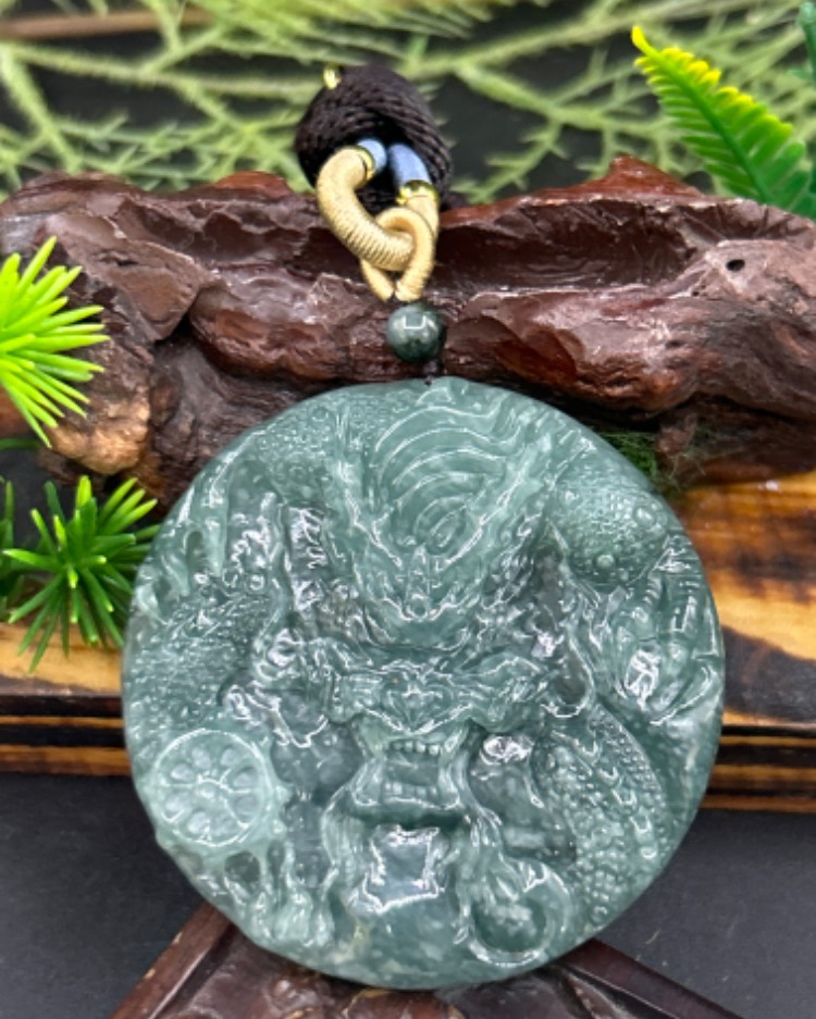 龙行天下