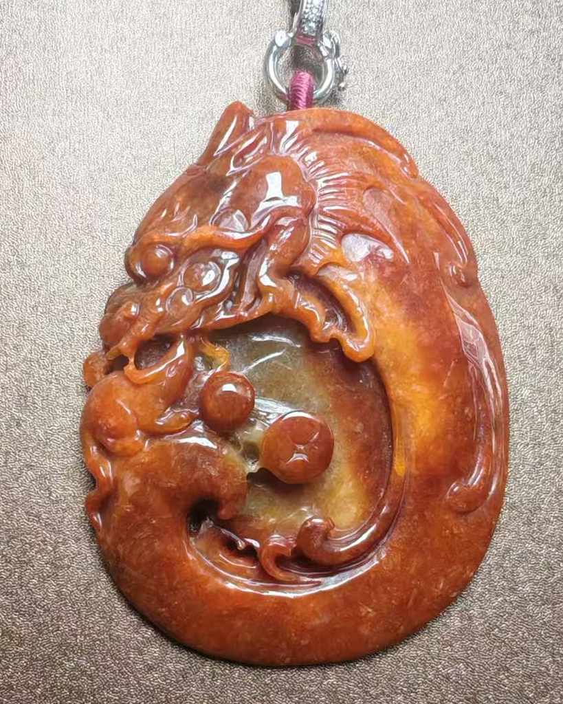 双龙护主