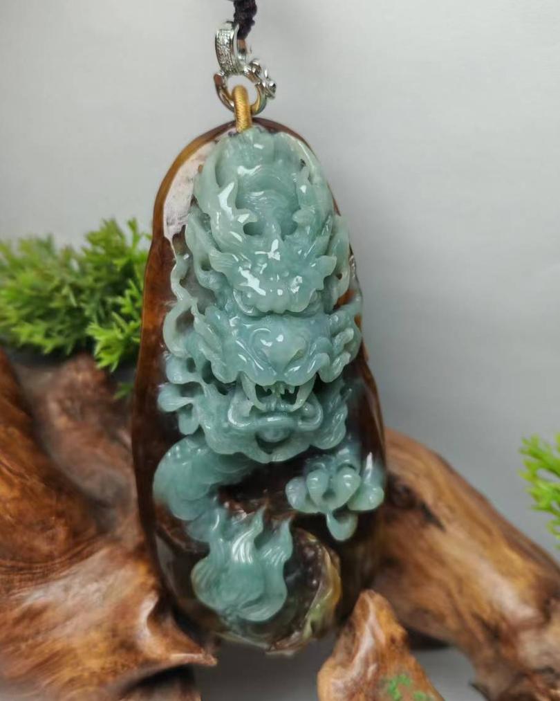 龙行天下